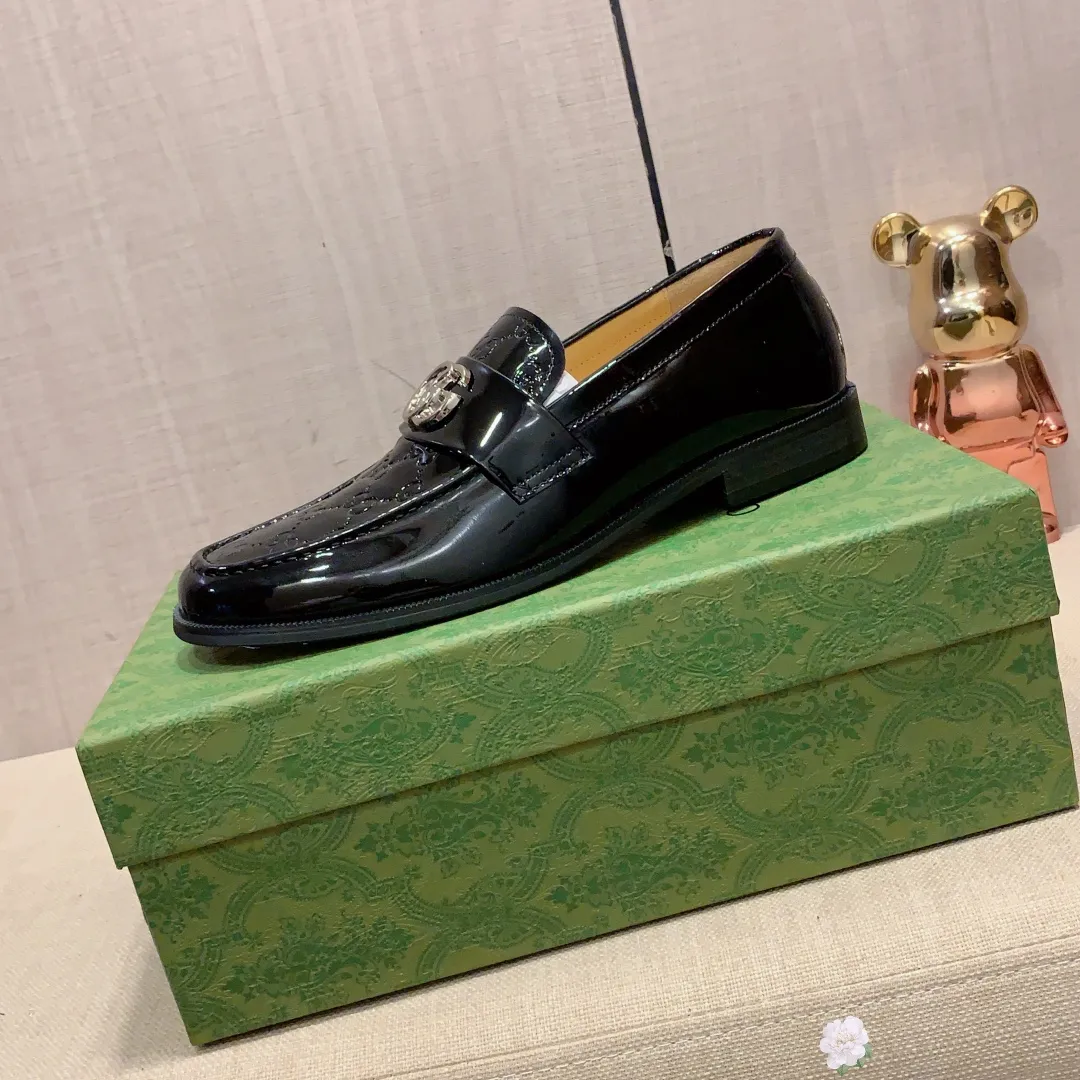 Men's Leather Shoes Men's Shoes 💰480💰💰🎩🎩 [Lightning] [Lightning] "Gucci*" The latest and most popular casual business leather shoes, top brand [Seduce] luxury ~ purchasing agent, top quality ~. [Strong] The upper is made of imported breathable cowhide with matching material ➕ breathable cowhide feet (•) and fine workmanship. The original stylish and stylish soft rubber wear-resistant and non-slip outsole is light and comfortable on the feet. The real thing looks better when taken in real life. 309: code: 38-44, can be customized to 45